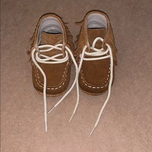 Monkey Feet Fringe Boots